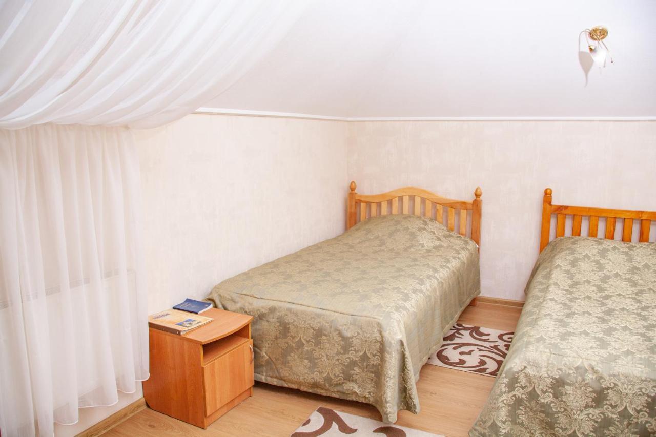Hotel Piligrim 3 Николайев Екстериор снимка
