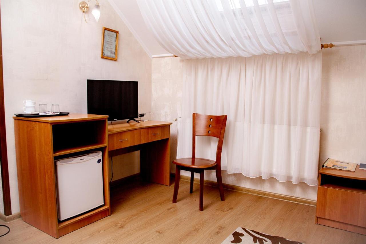 Hotel Piligrim 3 Николайев Екстериор снимка
