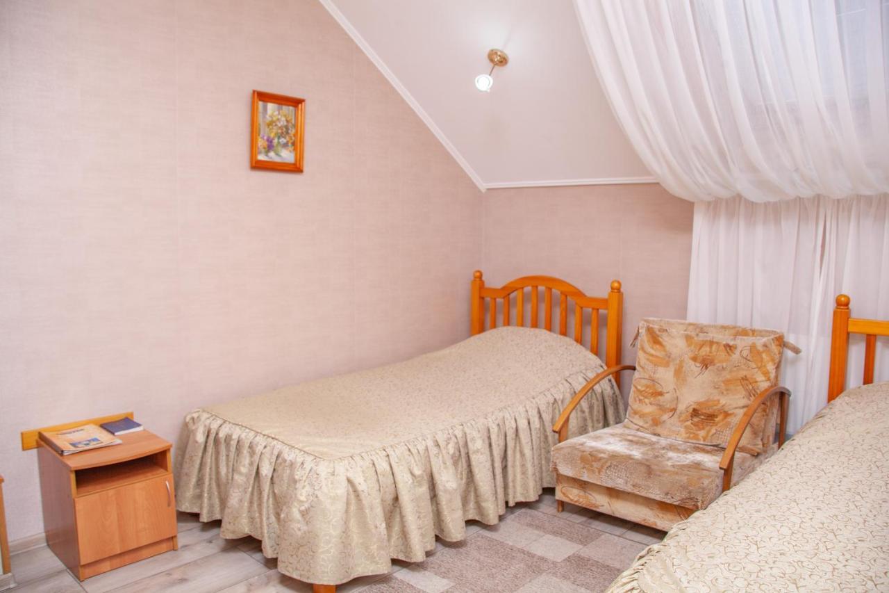 Hotel Piligrim 3 Николайев Екстериор снимка