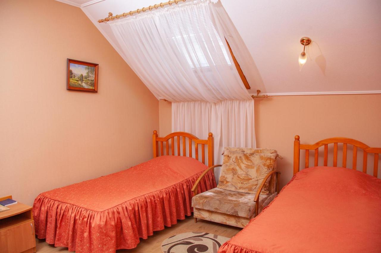Hotel Piligrim 3 Николайев Екстериор снимка