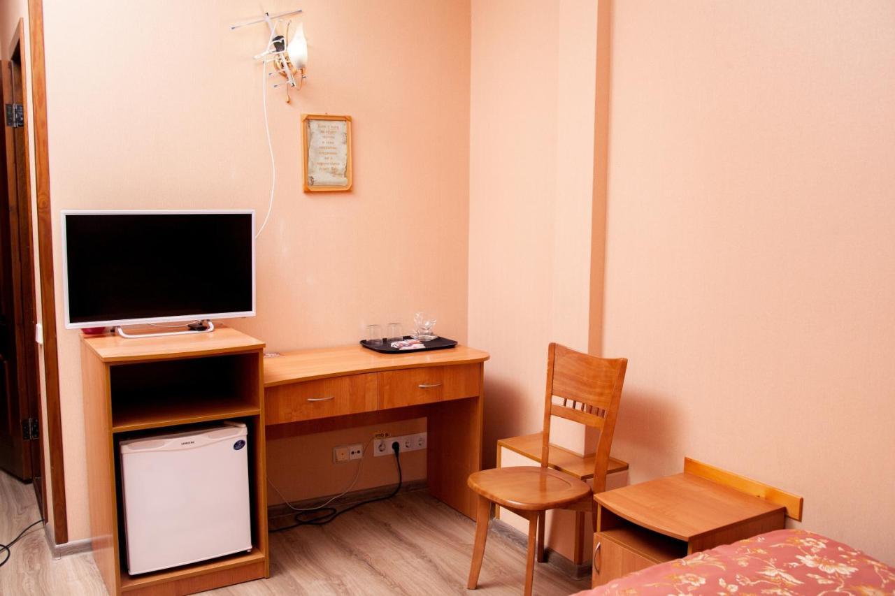 Hotel Piligrim 3 Николайев Екстериор снимка