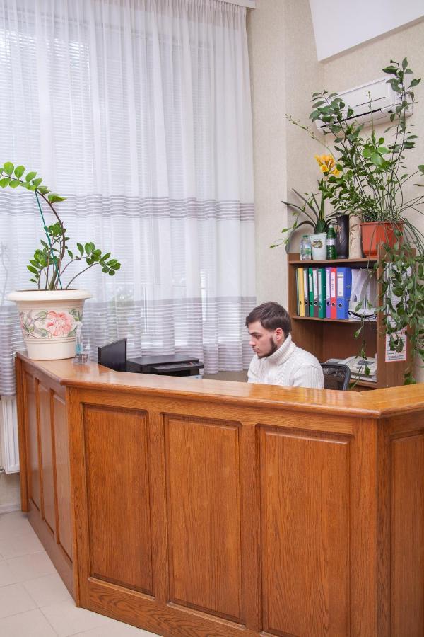 Hotel Piligrim 3 Николайев Екстериор снимка