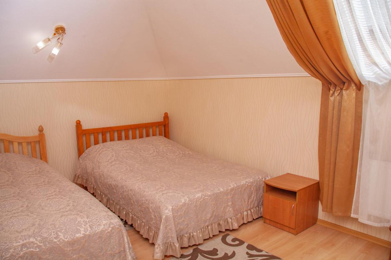 Hotel Piligrim 3 Николайев Екстериор снимка