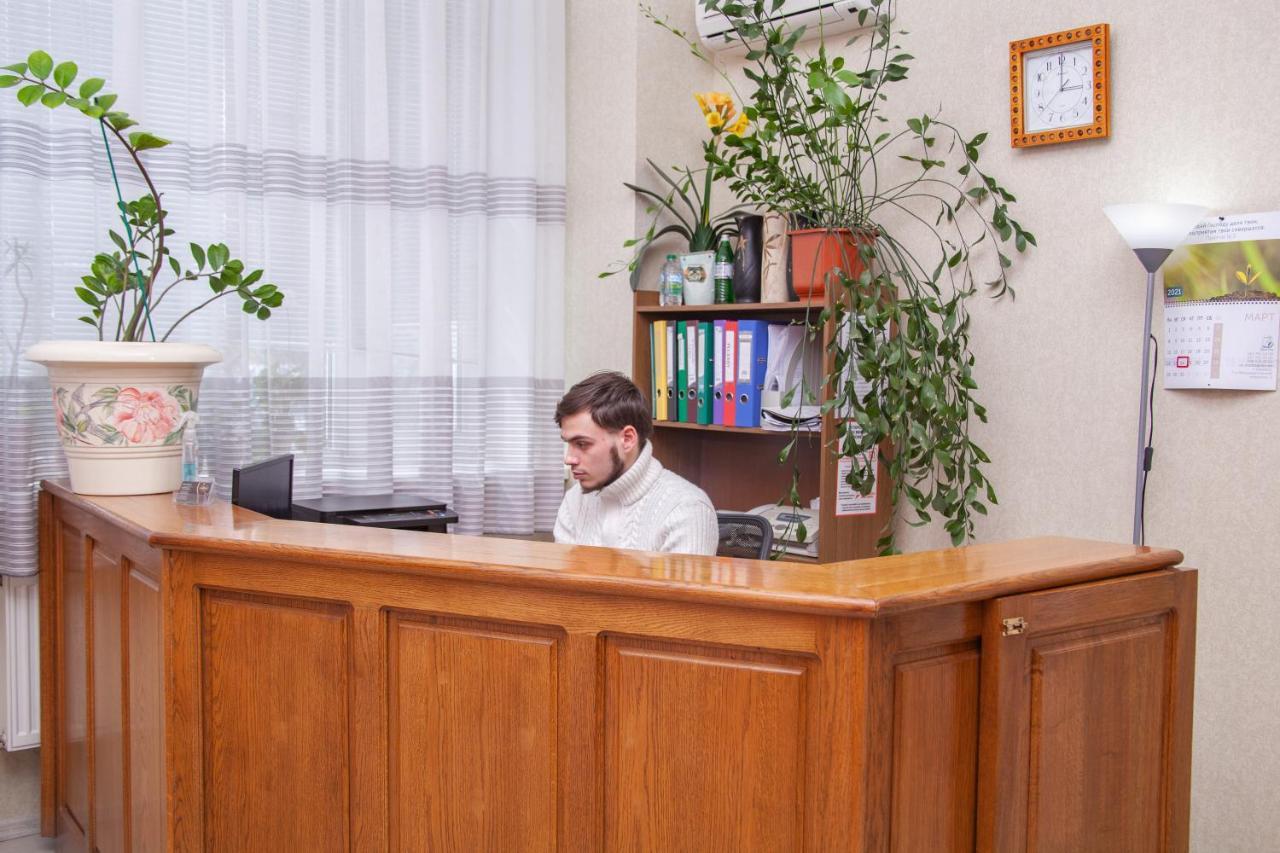 Hotel Piligrim 3 Николайев Екстериор снимка