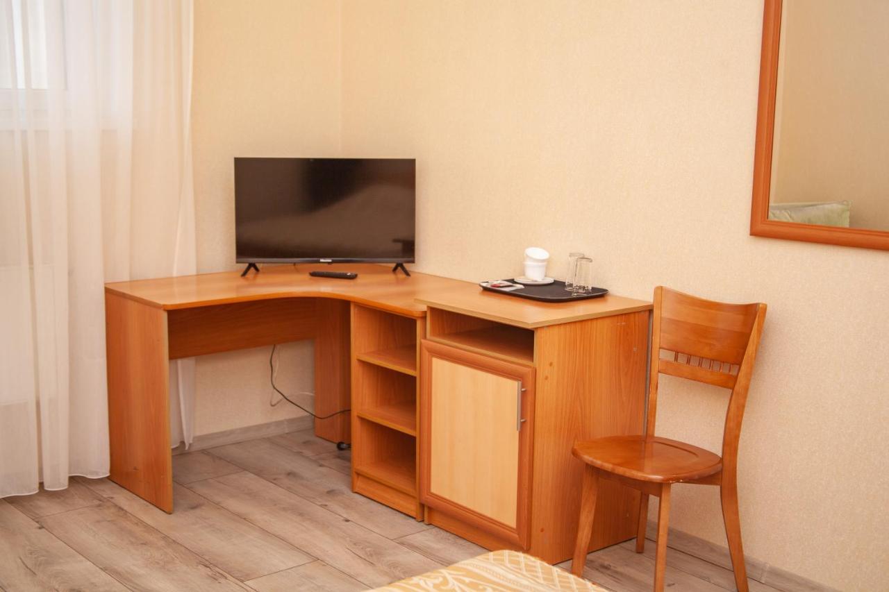 Hotel Piligrim 3 Николайев Екстериор снимка