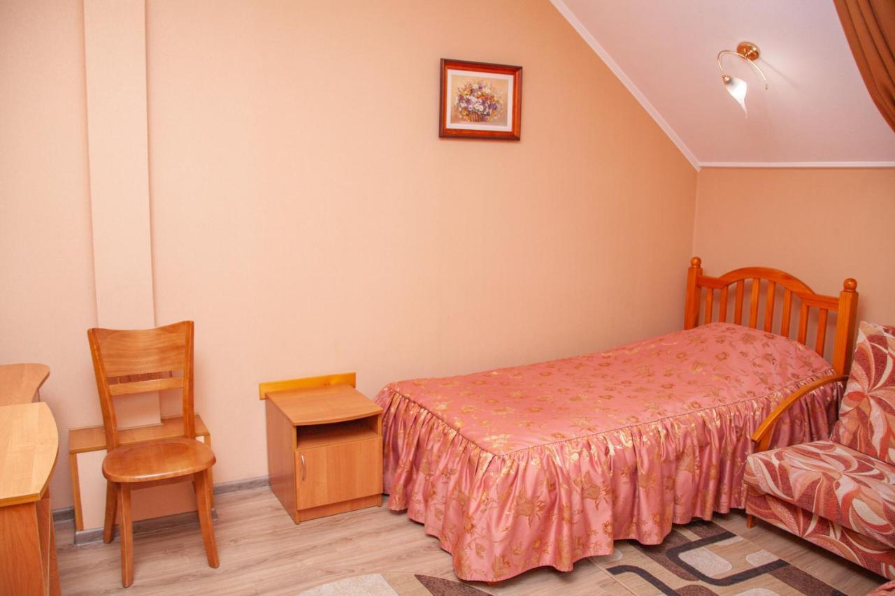 Hotel Piligrim 3 Николайев Екстериор снимка