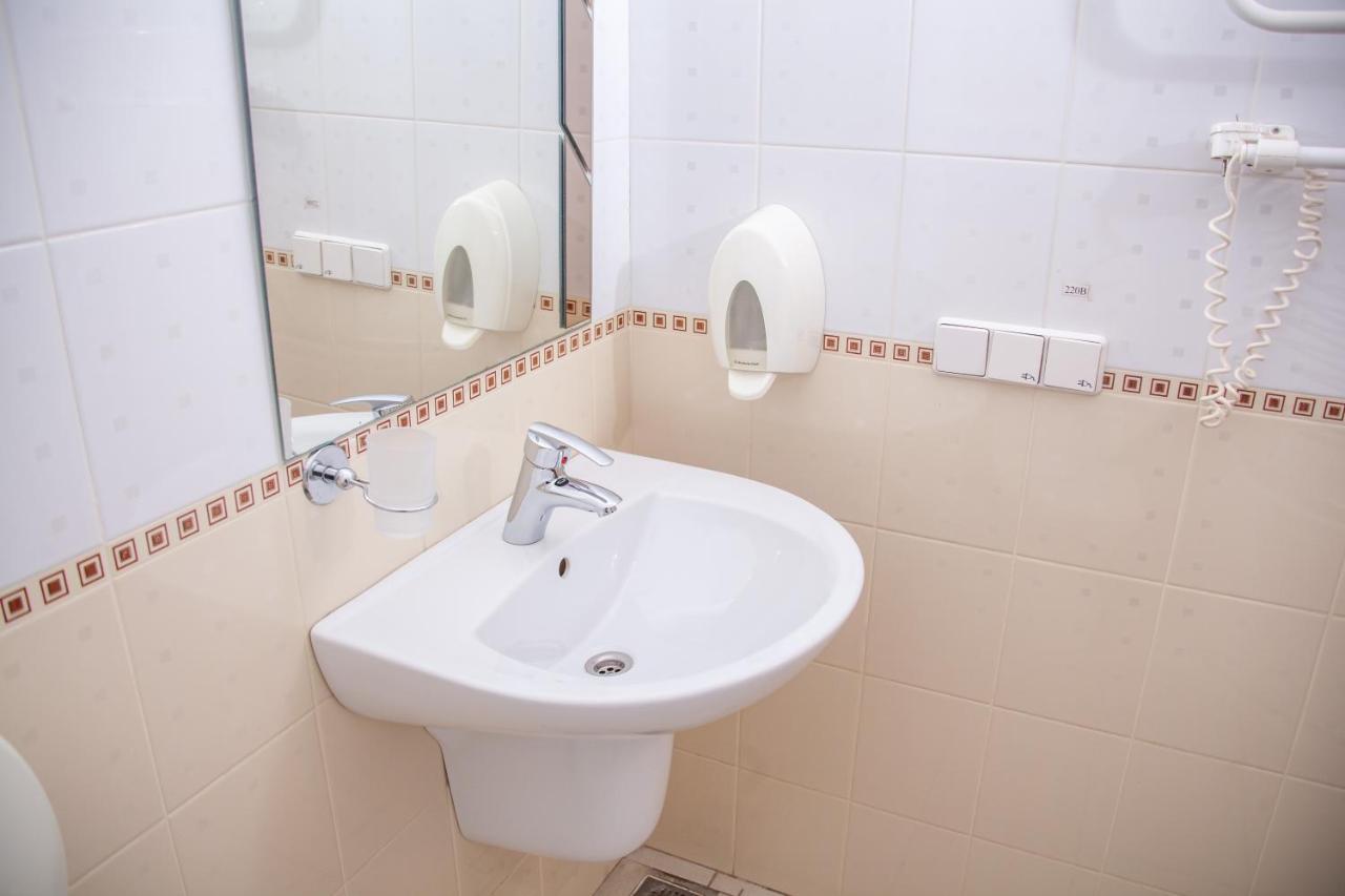Hotel Piligrim 3 Николайев Екстериор снимка
