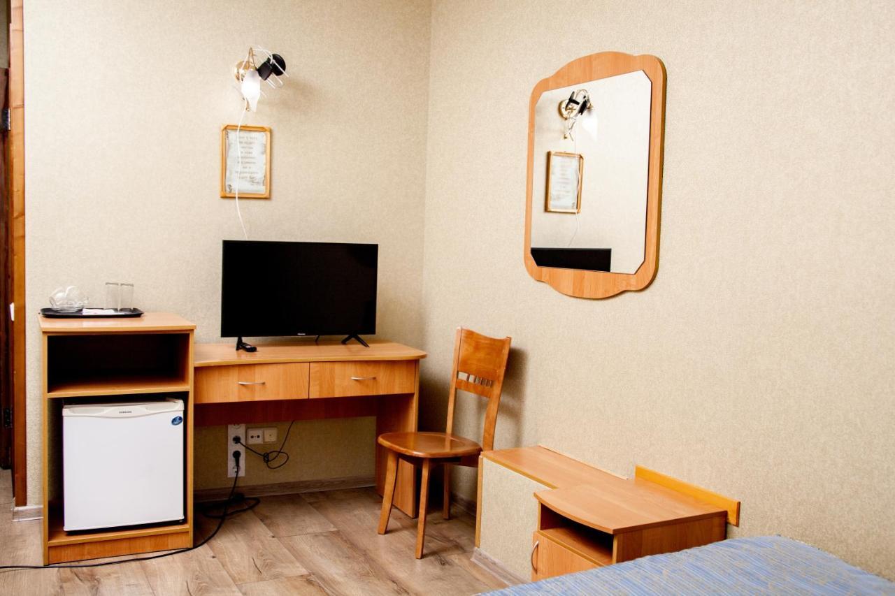 Hotel Piligrim 3 Николайев Екстериор снимка