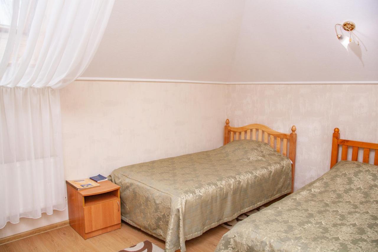 Hotel Piligrim 3 Николайев Екстериор снимка