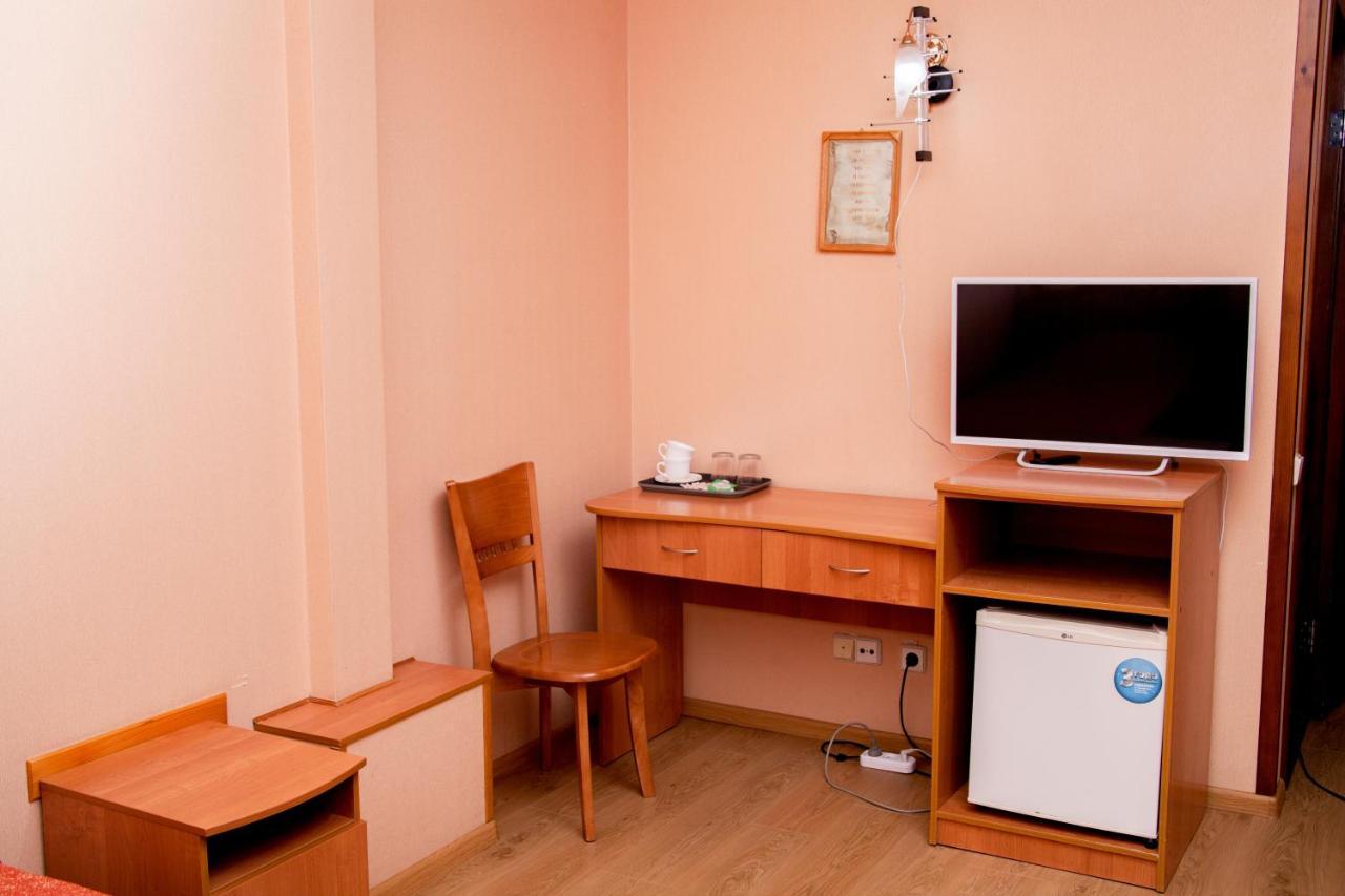 Hotel Piligrim 3 Николайев Екстериор снимка